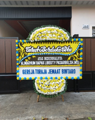 Papan Bunga Duka di Kembu